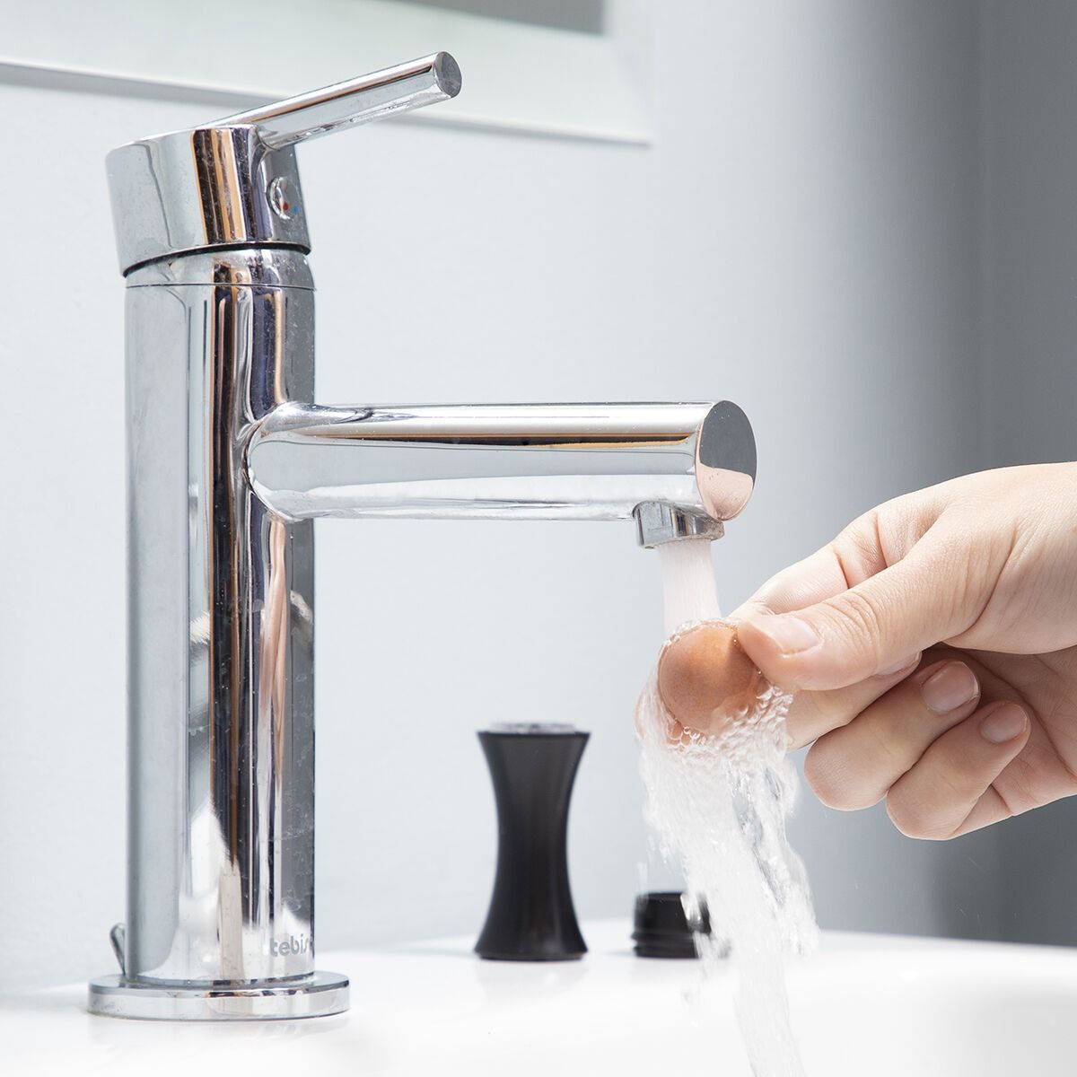 Oil-Absorbing Volcanic Stone Face Roller Hublo makeup Reusable Facial Oil Control Roller | Oily Skin Care Roller