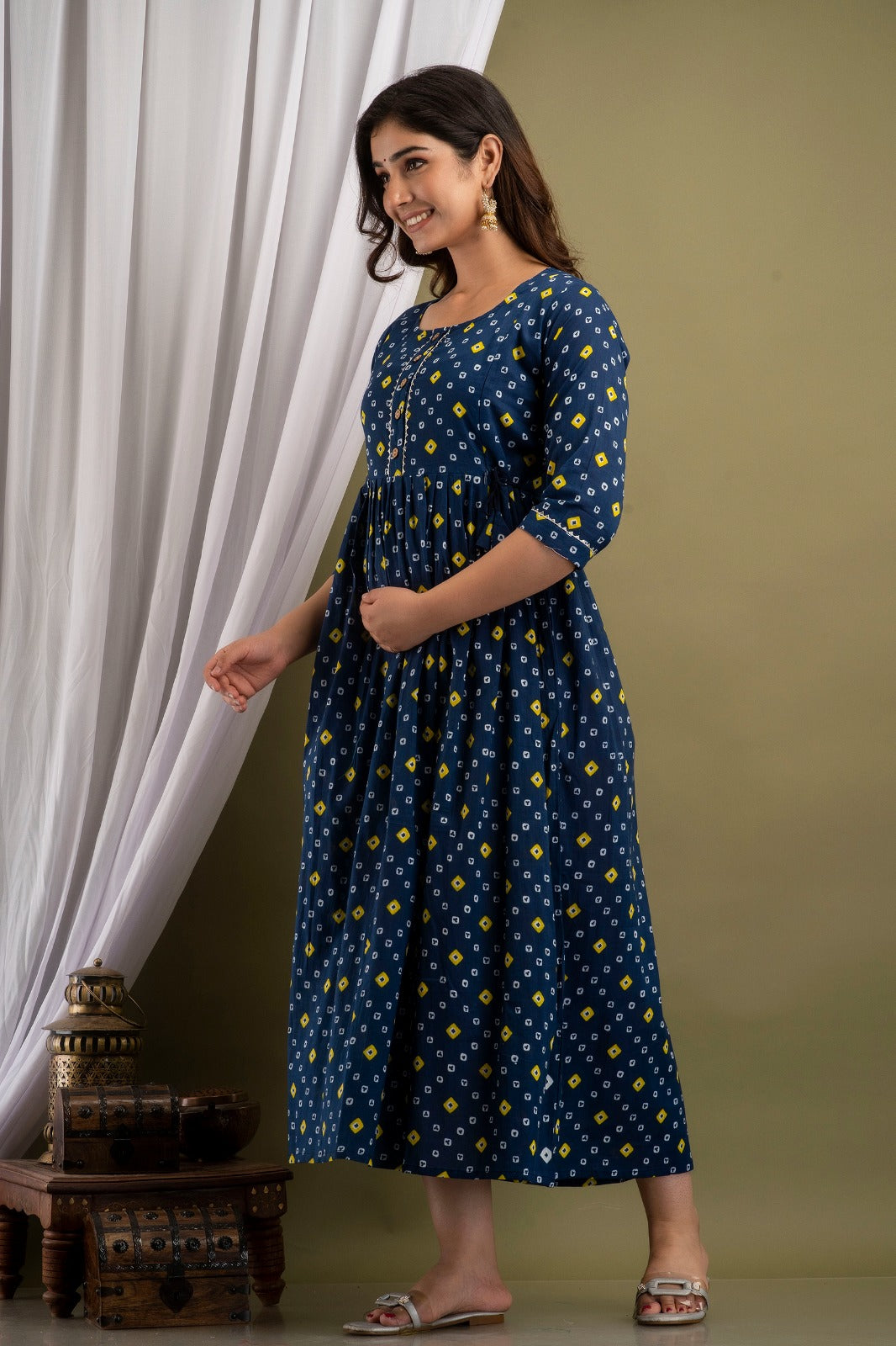 Chic Maternity Kurti with Invisible Vertical Zippers | Ziyatrends Nursing Gown I Dark blue yellow print