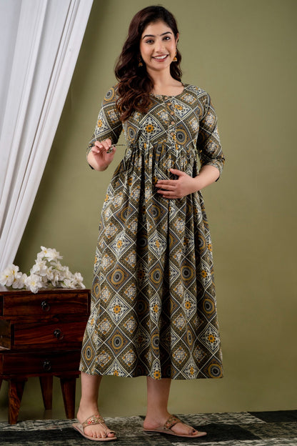 Elegant Pregnancy Dress for Baby Shower | Maternity Kurti with Nursing Zippers I Ethnic Green