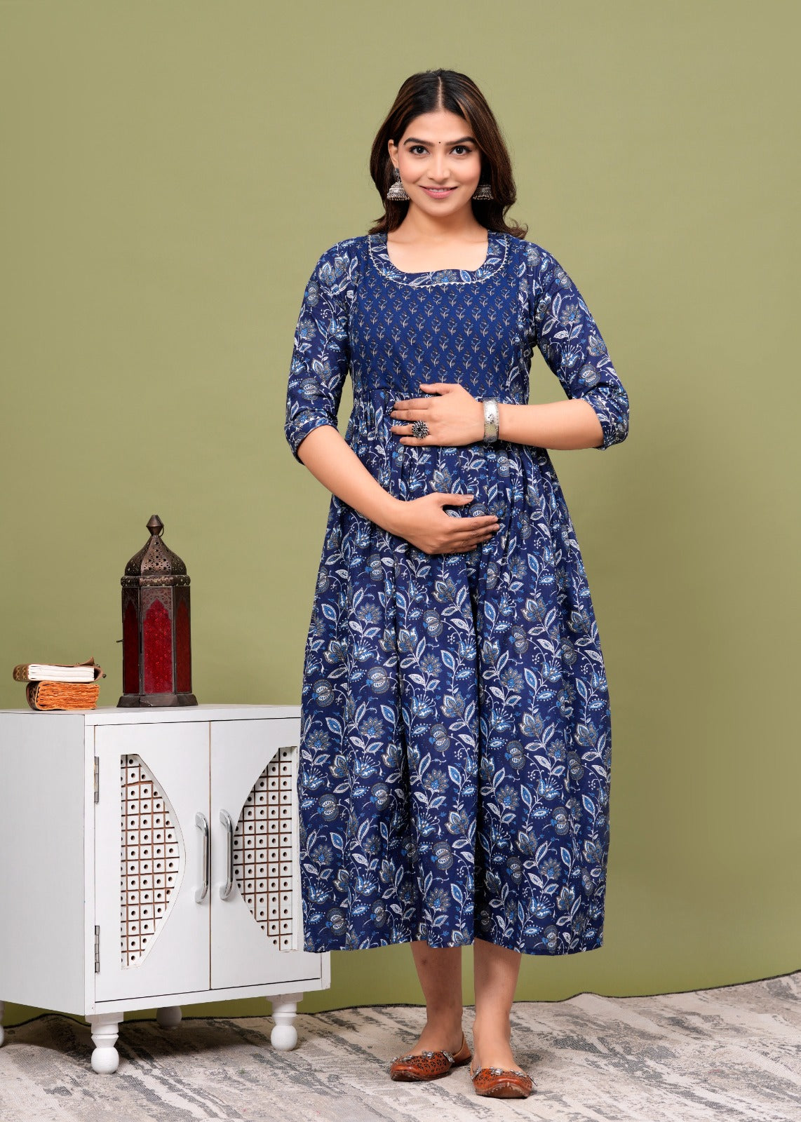 Ziyatrends Feeding Kurti with Concealed Zippers | Modern Maternity Gown I Yoke floral blue